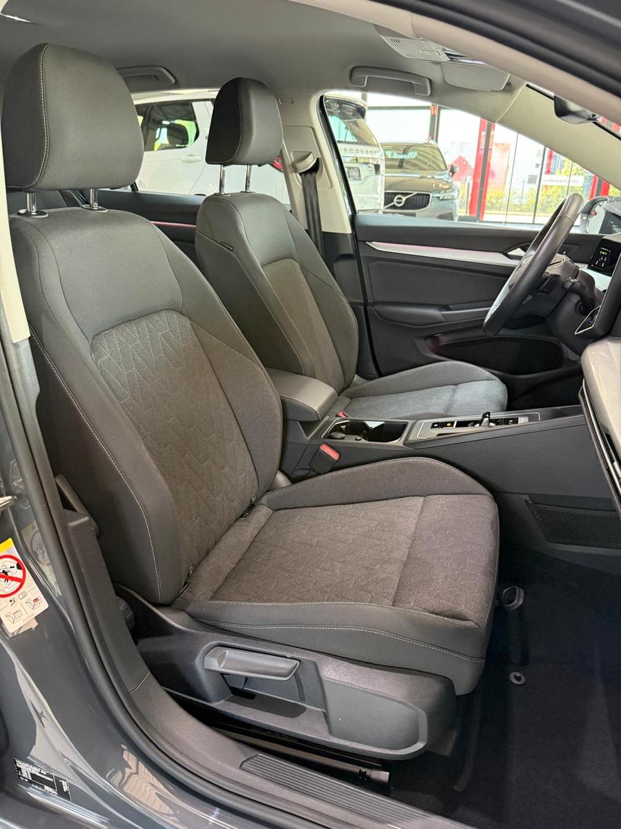Volkswagen Golf VIII Lim. 1.5 eTSI 110 kW Life/LED/DSG, миниатюра 23