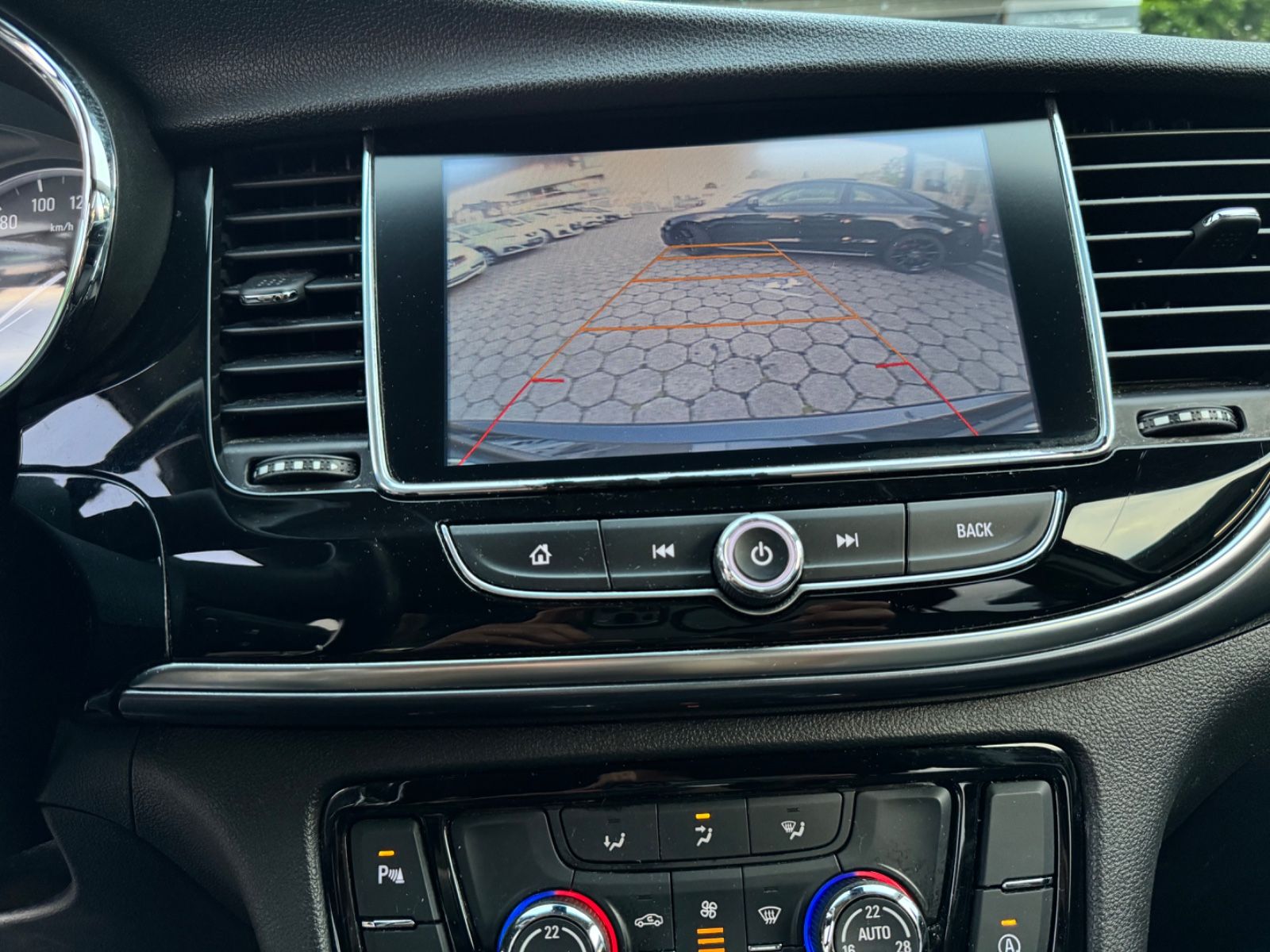 Fahrzeugabbildung Opel Mokka X Edition Active*LED*Kamera*Allwetter*Navi