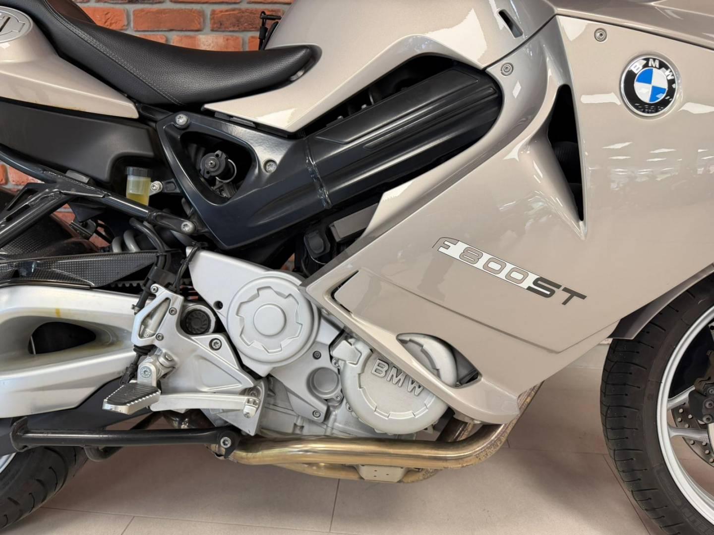 BMW F 800 ST +GEPFLEGT+SERVICE HISTORIE+