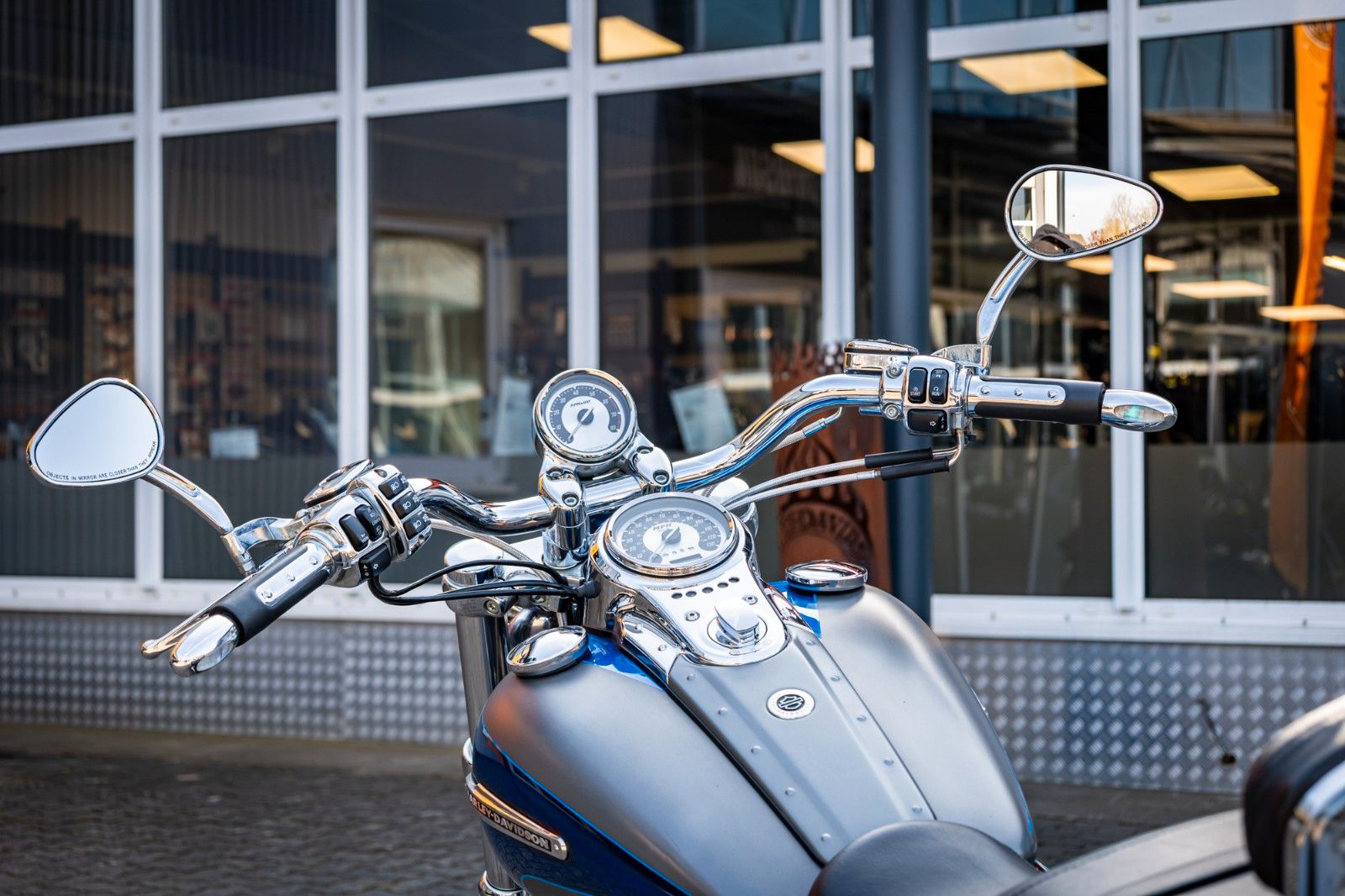 Fahrzeugabbildung Harley-Davidson Dyna CVO Fat Bob FXDFSE - PENZL AUSPUFF -