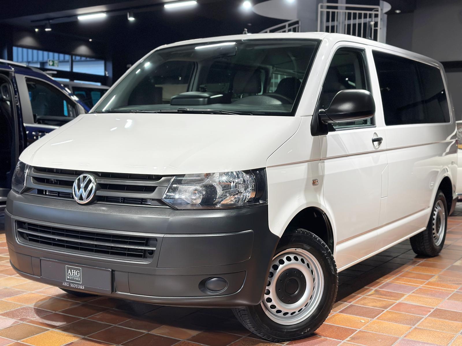Volkswagen T5 4MOTION KURZ 9SITZER KLIMA STANDHZ BUNDESWEHR