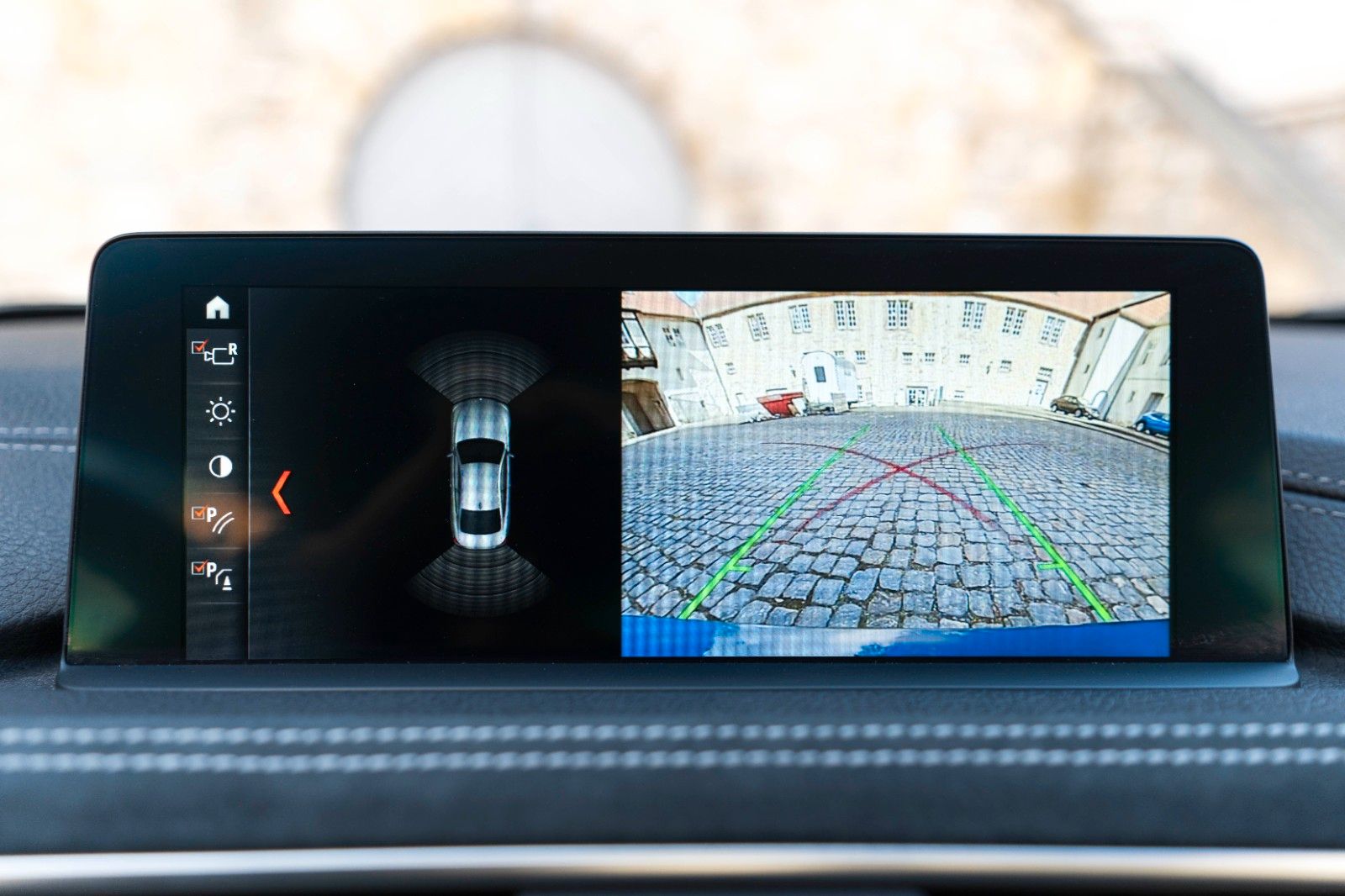 Fahrzeugabbildung BMW 440I Coupe M-PERFORMANCE HUD LED CARPLAY H&K ALC