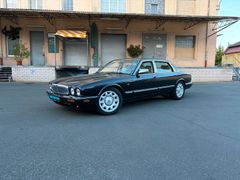 Fahrzeugabbildung Jaguar Daimler 4.0 Super V8 *MwSt. / LWB / Voll*