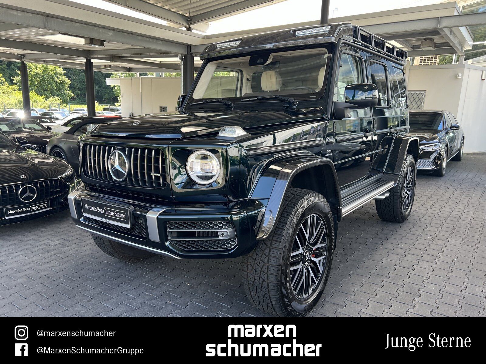 MERCEDES-BENZ AMG G 63 4x4² SUPERIOR+One of 40+smaragd+Carbon