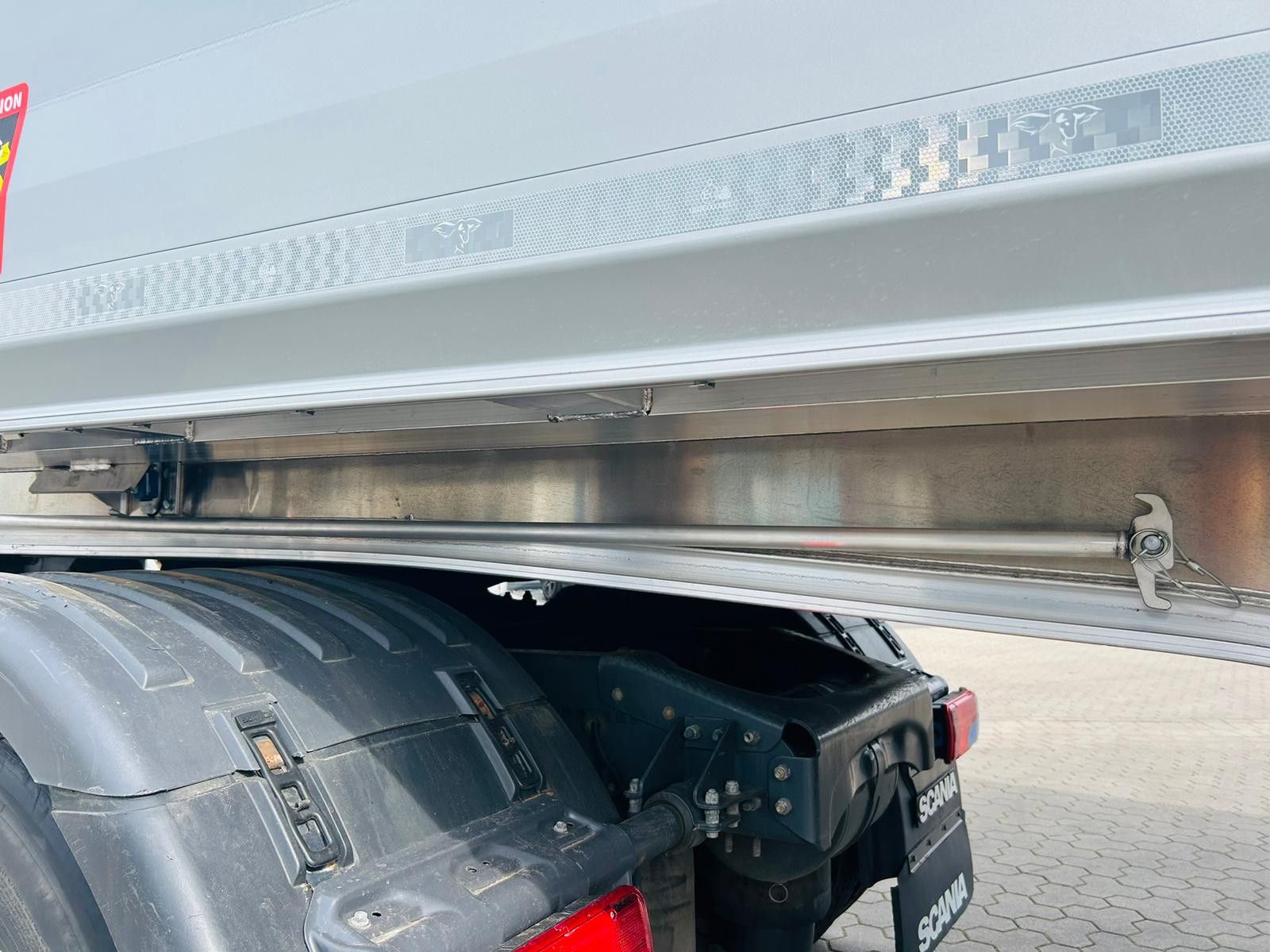 Fahrzeugabbildung Benalu Bulkliner S 95 H2200 51,3m³ Sofort Verfügbar