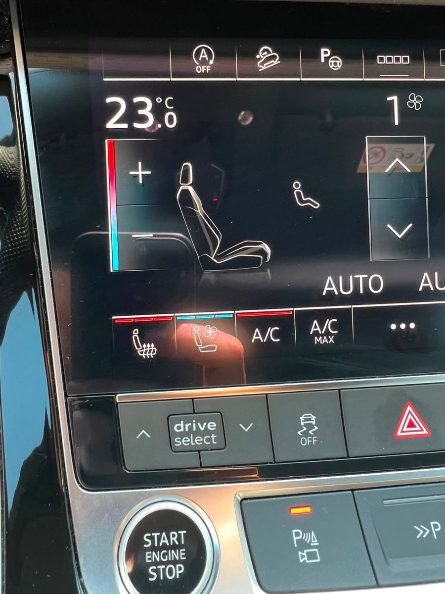 AUDI Q8 Q8 45 TDI quattro*S-Line Sport Plus*Black Optik*, Ansicht 16
