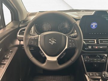 Fotografie 11 des Suzuki (SX4) S-Cross 1.4 Comfort+ ALLGRIP PANO KAMERA