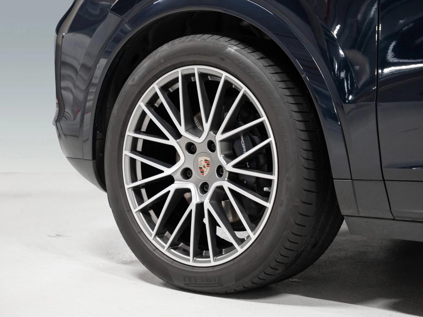Porsche Cayenne Platinum Edition InnoDrive Surround View, миниатюра 14