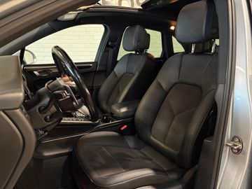 Porsche Macan - 10