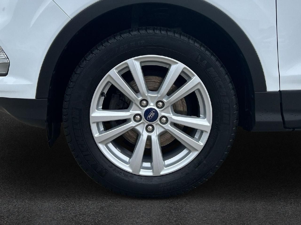 Fahrzeugabbildung Ford Kuga 1,5 Cool & Connect