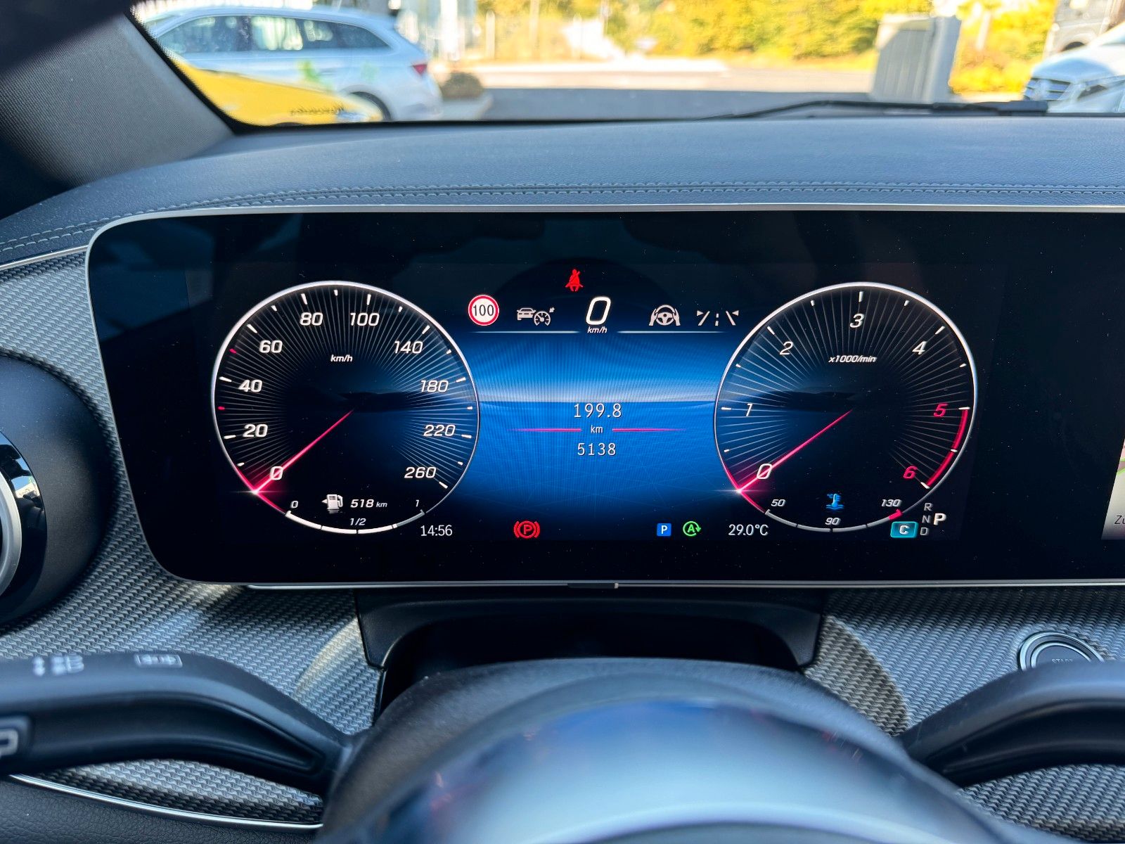 Fahrzeugabbildung Mercedes-Benz V 300 d 4MATIC EXCLUSIVE AMG Tische AHK2,5to