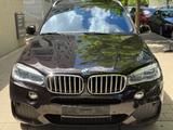 BMW X5 Baureihe M-Paket xDrive 40 d Individual Hagel - BMW X5 Gebrauchtwagen in München