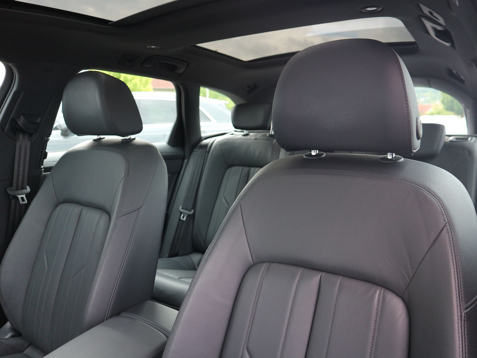 Audi A6 - Bild 12