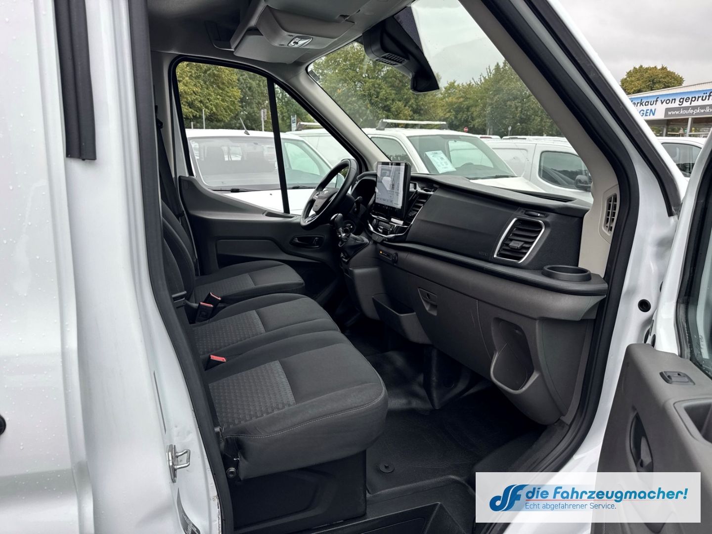 Fahrzeugabbildung Ford Transit Kasten 350 L2 Trend 2.0 Klimaautom DAB T