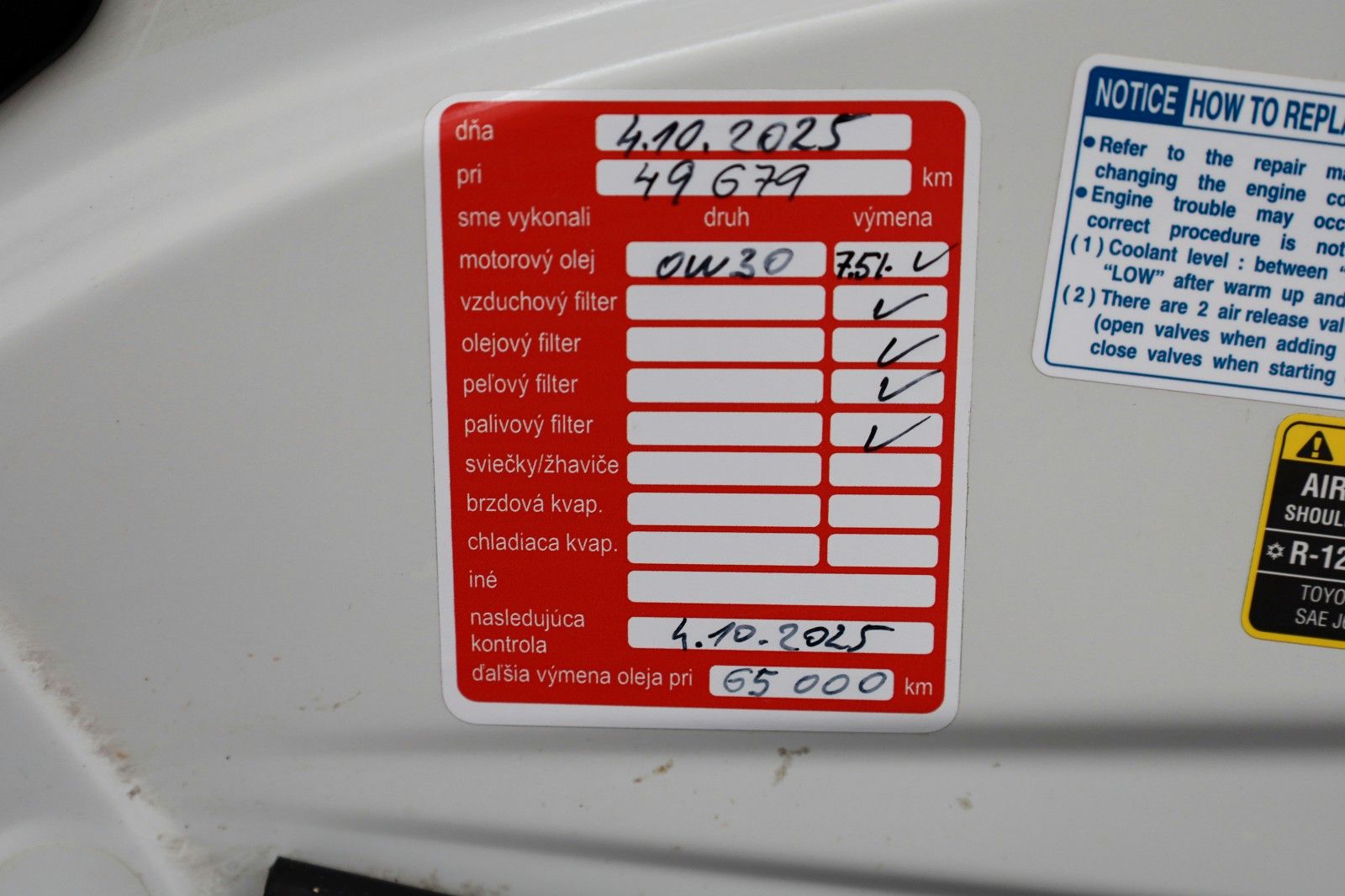 Fahrzeugabbildung Toyota Hilux 2.8 Executive,Leder,Navi, HardTop,LED,Kam.