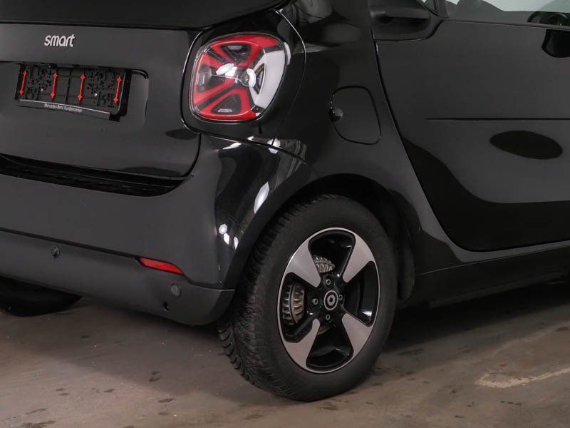 Fahrzeugabbildung Smart EQ cabrio passion GJR*22KW*WINTER-PAKET*KAMERA