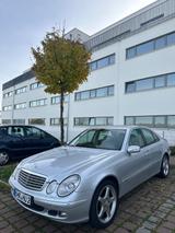 Mercedes-Benz E 320 CDI 4MATIC ELEGANCE Elegance 18 Zoll Amg  - Mercedes-Benz E 320: AMG