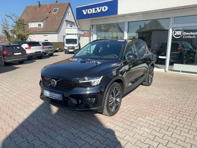 Volvo XC40 Plus Dark 2WD