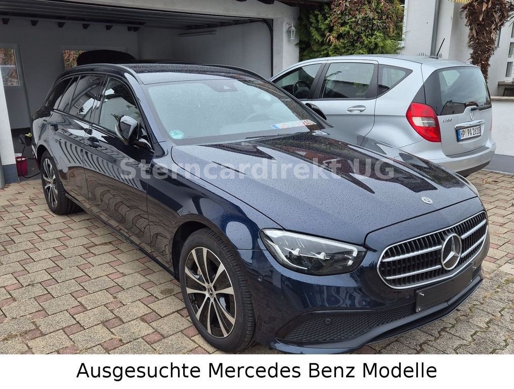 Image of Mercedes-Benz E 300
