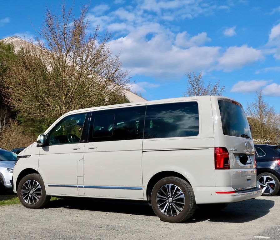 Image of Volkswagen T6 Multivan