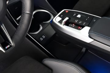 BMW X2 sDrive18d M Sport DriveProf H&K HUD 360° 19"