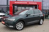 Volkswagen Tiguan 2.0TDI DSG 4M Highline*ST.HZG*HuD*Leder*A - mit Diesel-Antrieb: Grün, Panorama-Dach, Geländewagen