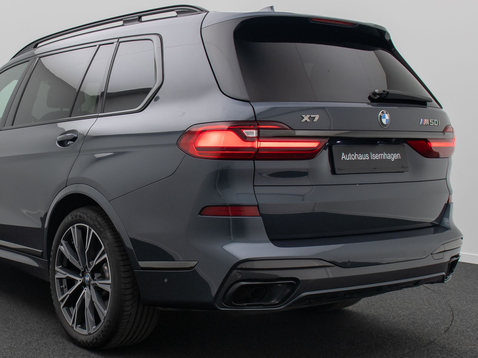 Fahrzeugabbildung BMW X7 M50i 360°SoftClose SkyLounge Massage 22" Voll