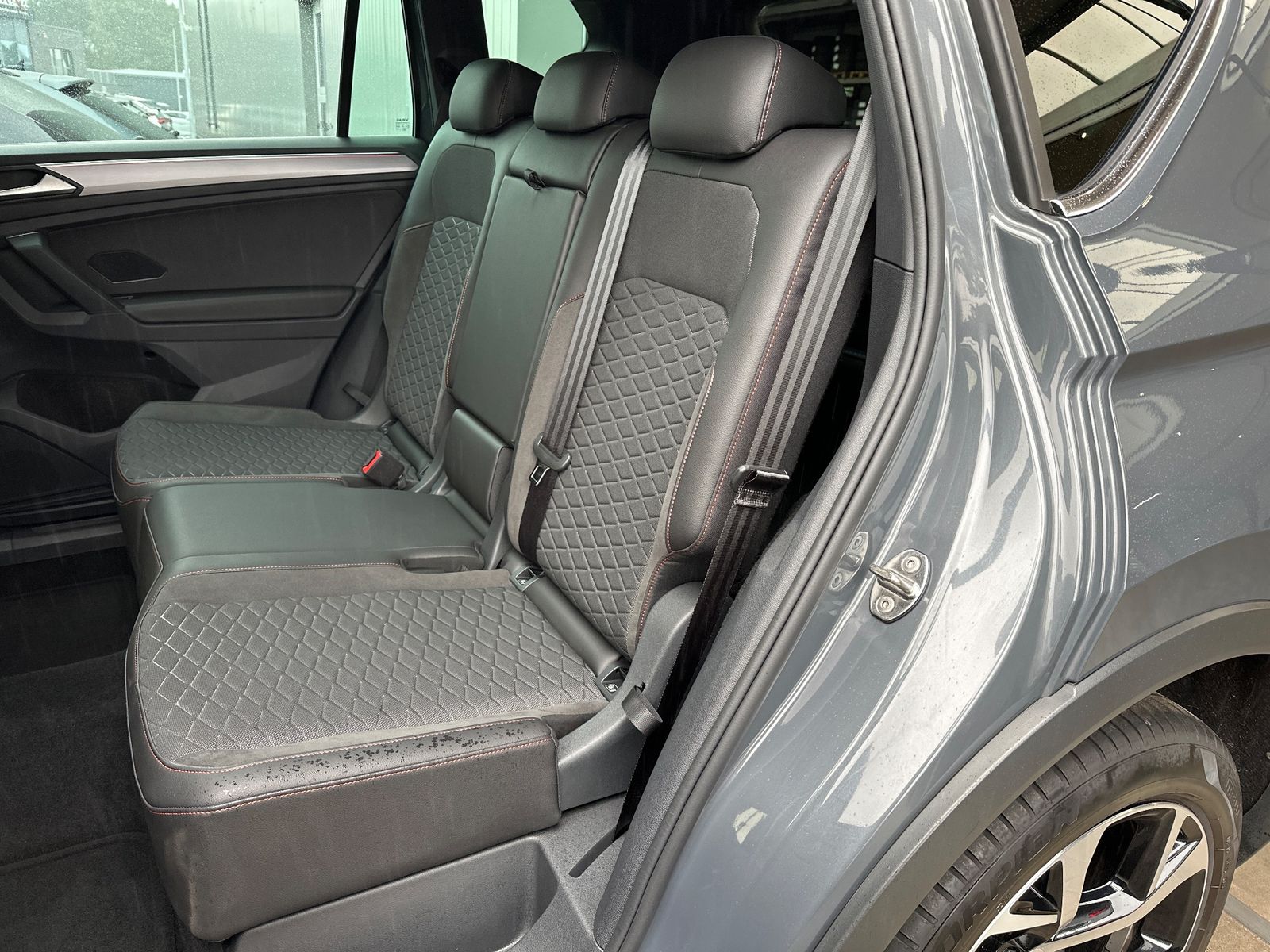Fahrzeugabbildung SEAT Tarraco 2.0 TDI DSG FR NAV+LED+AHK+ACC+KAM