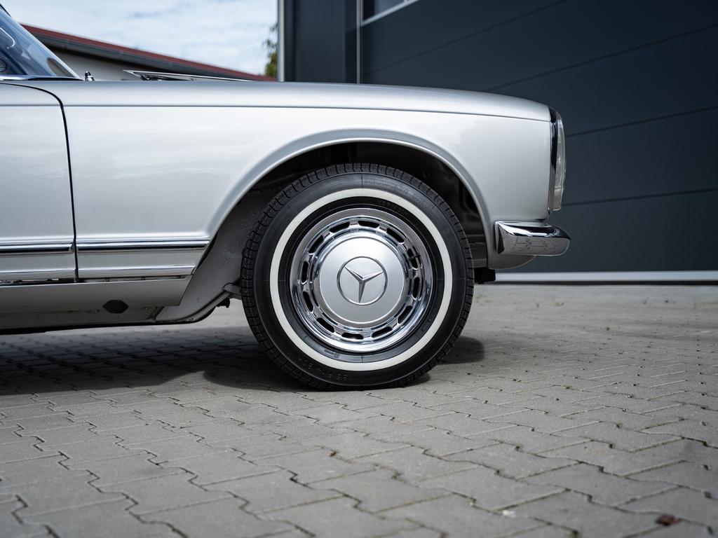 Mercedes-Benz SL 280