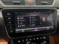 SKODA Superb Combi 2.0 / AHK / CARPLAY / LED / MEMORY SKODA Superb Combi 2.0 / AHK / CARPLAY / LED / MEMORY