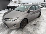 Toyota Auris Life 2,0-l-D-4D S/S - Toyota Auris mit Diesel-Antrieb: 2.0