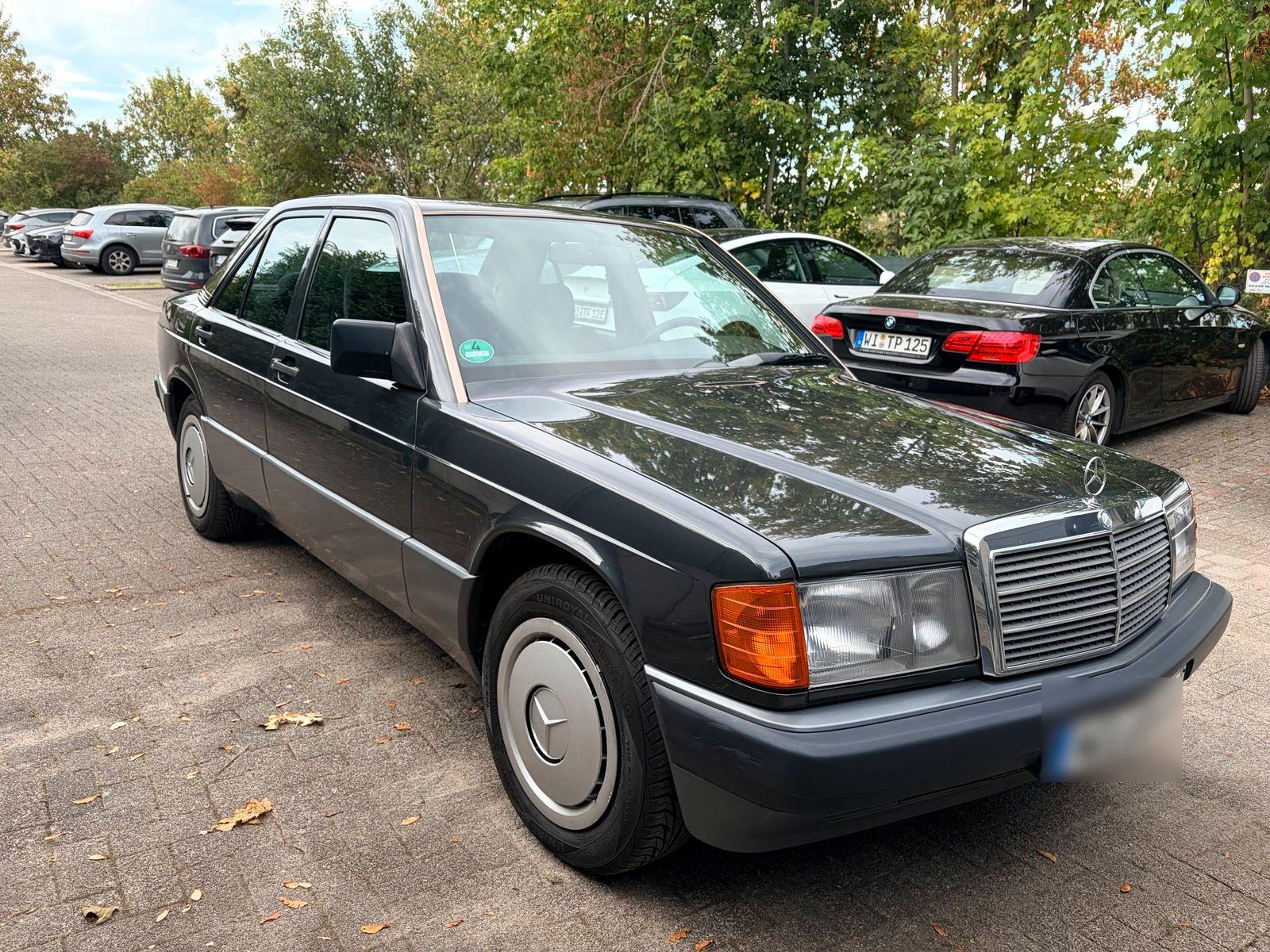 Mercedes-Benz 190