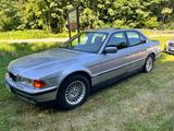 BMW 740i A - - BMW 740 aus 1998