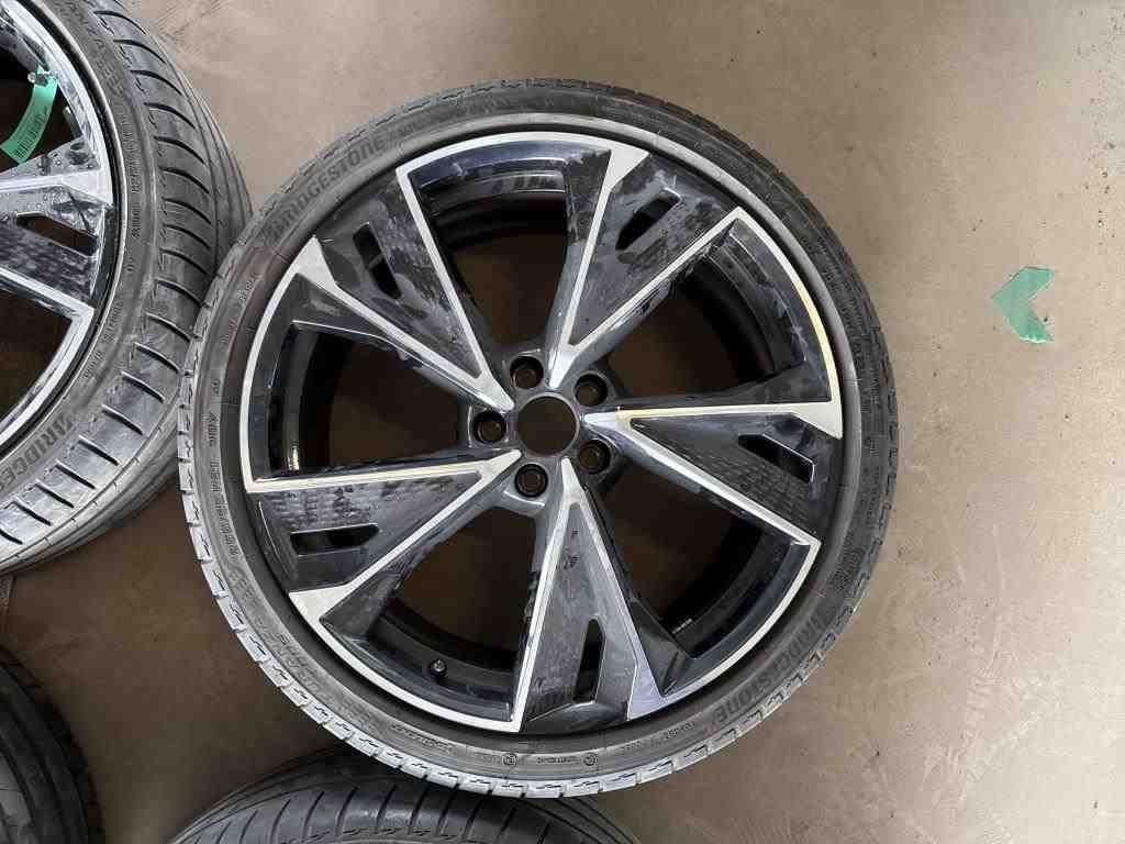 Audi S6 - Bild 12