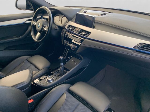 Fahrzeugabbildung BMW X2 sDrive 18i M Sport+M Fahrwerk+LED+Navi+DAB