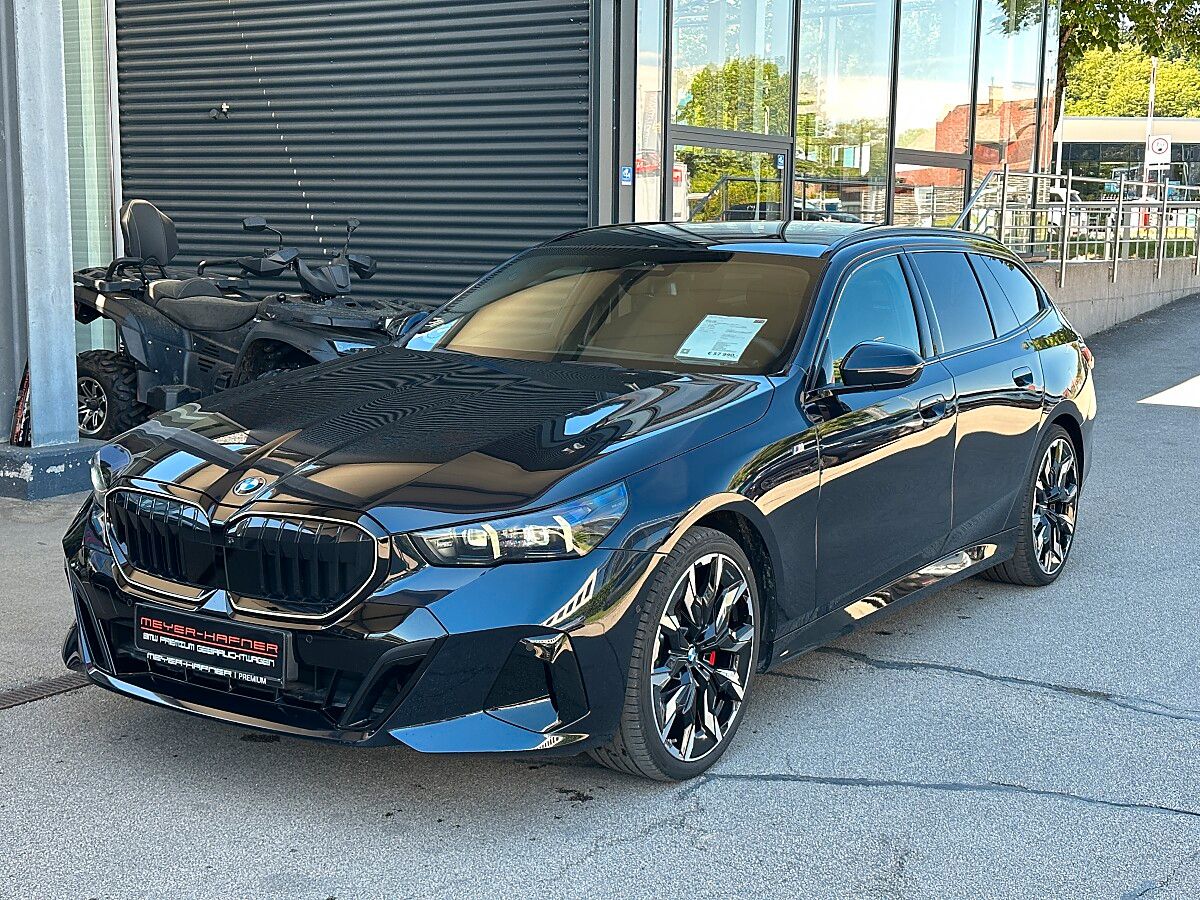 BMW 520i Touring M-Sportpaket PRO Aut. / AHK / Pa...