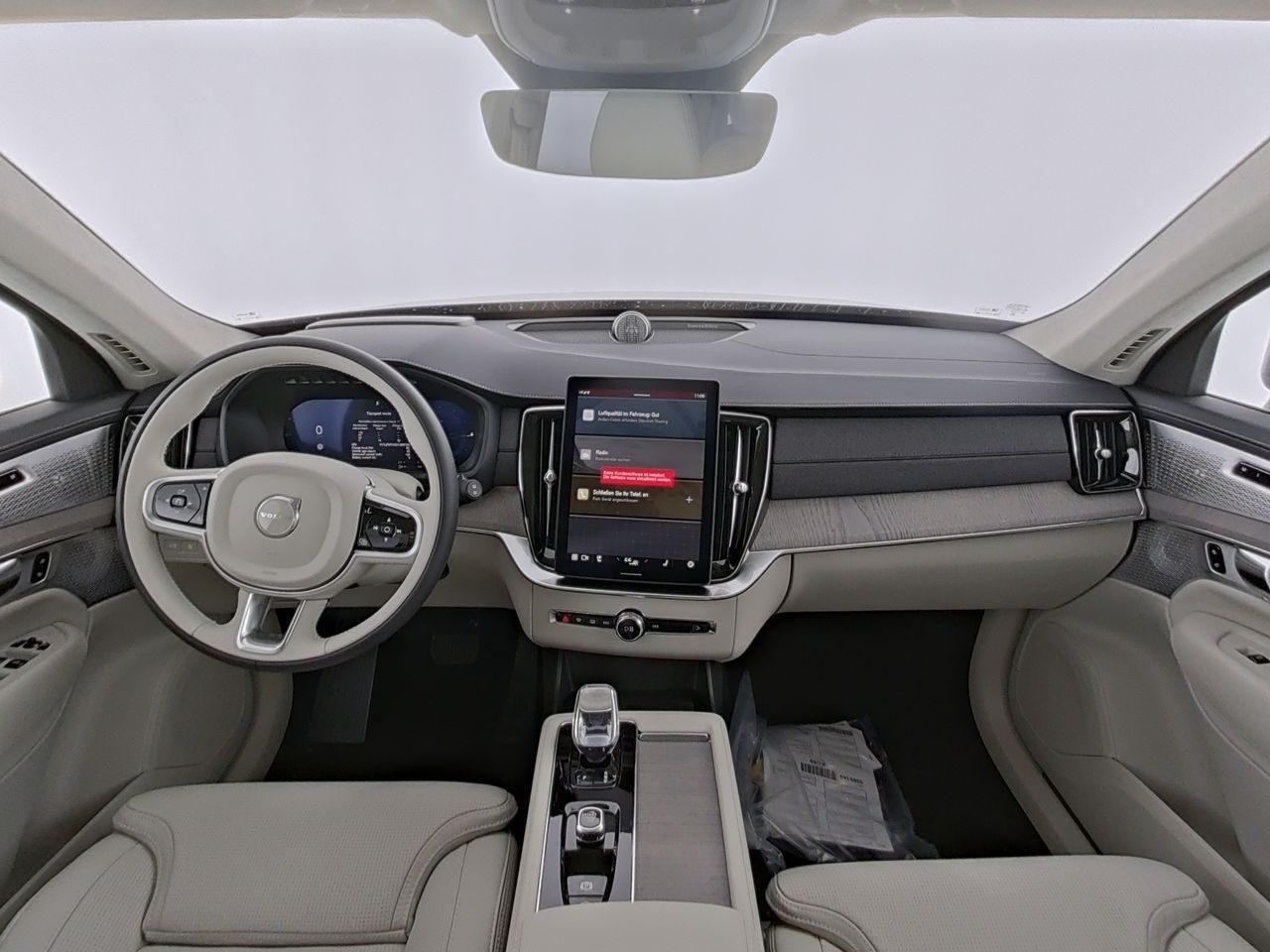 Fahrzeugabbildung Volvo XC90 Ultra Bright Recharge Plug-In Hybrid AWD