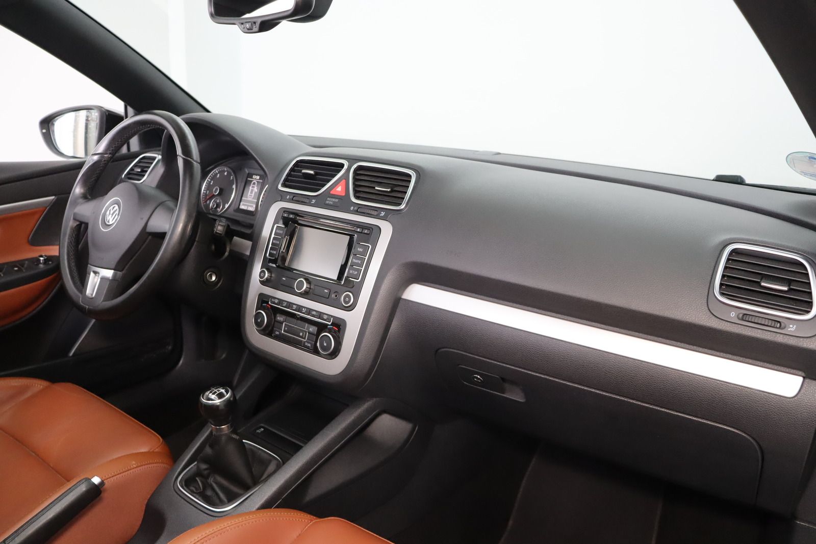 Fahrzeugabbildung Volkswagen Eos 1.4 TSI * Navi * Leder * Sitzhzg.