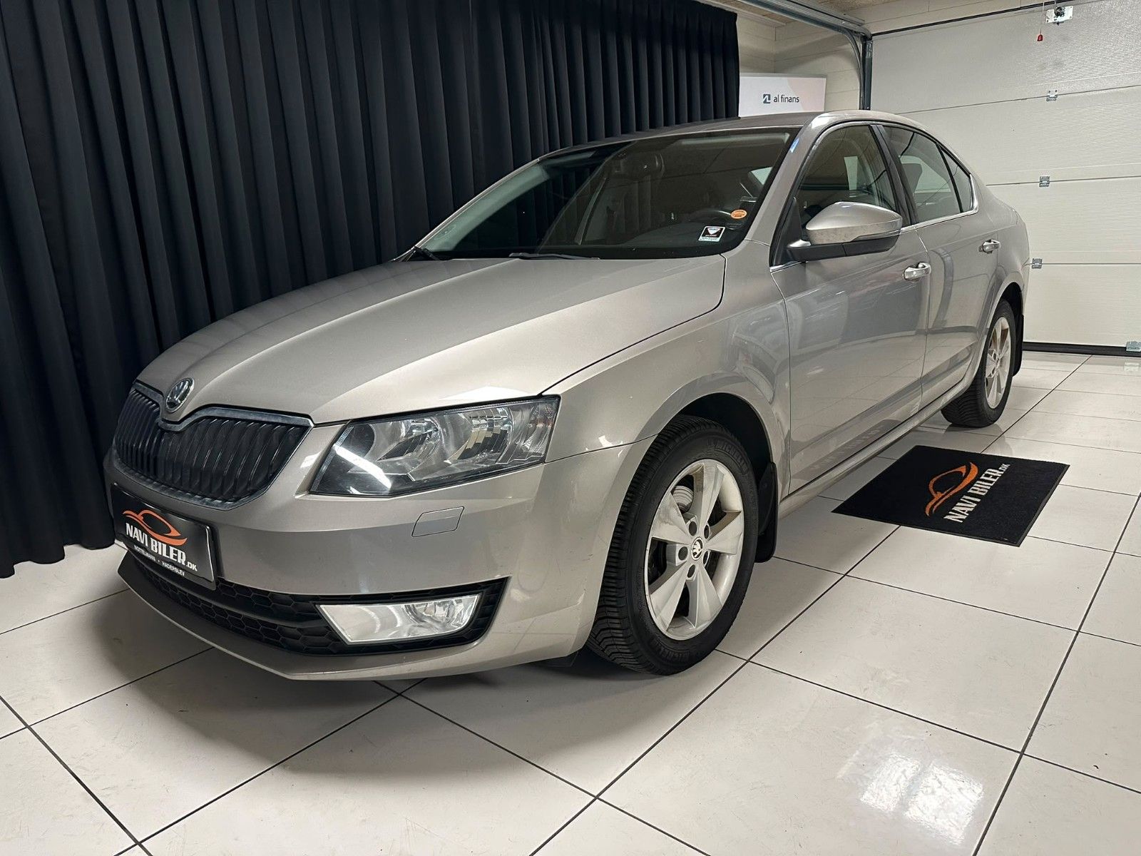 Skoda Octavia Lim. Elegance 1.6 TDI DSG