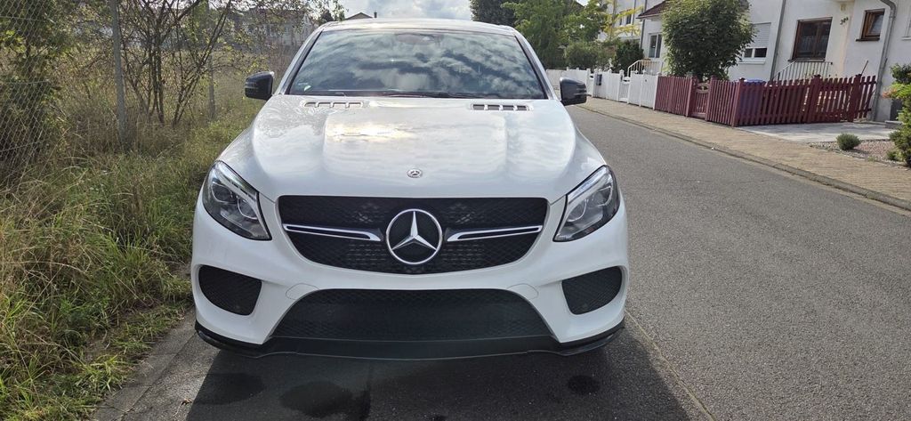 Image of Mercedes-Benz GLE 350