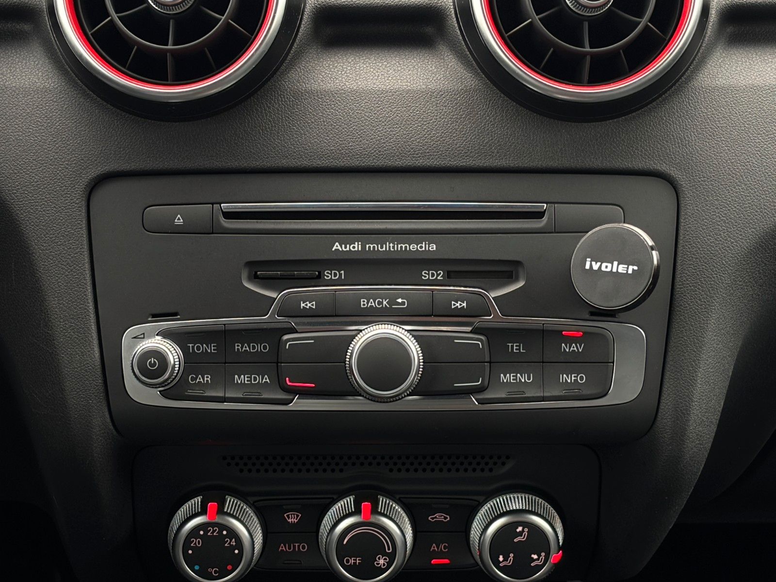 Fahrzeugabbildung Audi S1 2.0 TFSI quattro SHZ PDC Navi Leder Ambiente