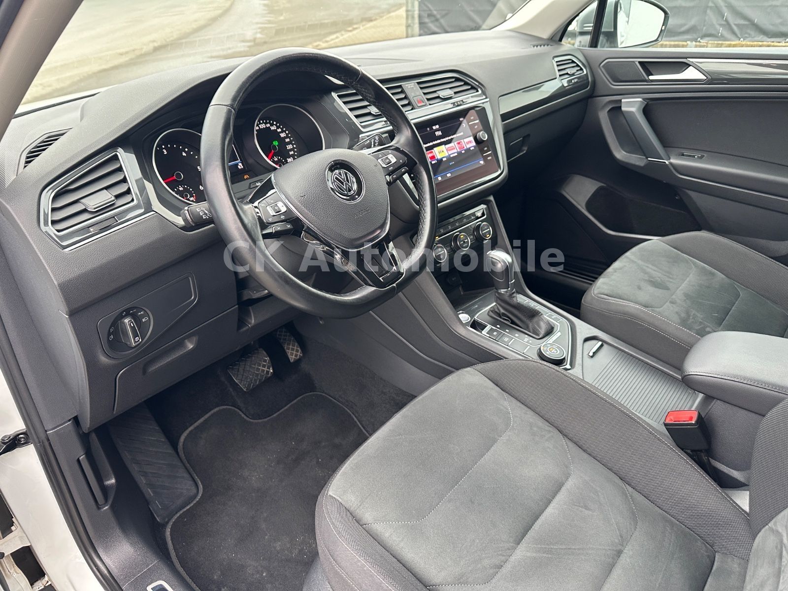 Fahrzeugabbildung Volkswagen Tiguan Allspace Highline 4Motion 2.0 TDI/7 Sitze