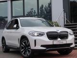 BMW iX3 80KWH Inspiring Auto Pano LED ShadowLine - BMW iX3: Automatik