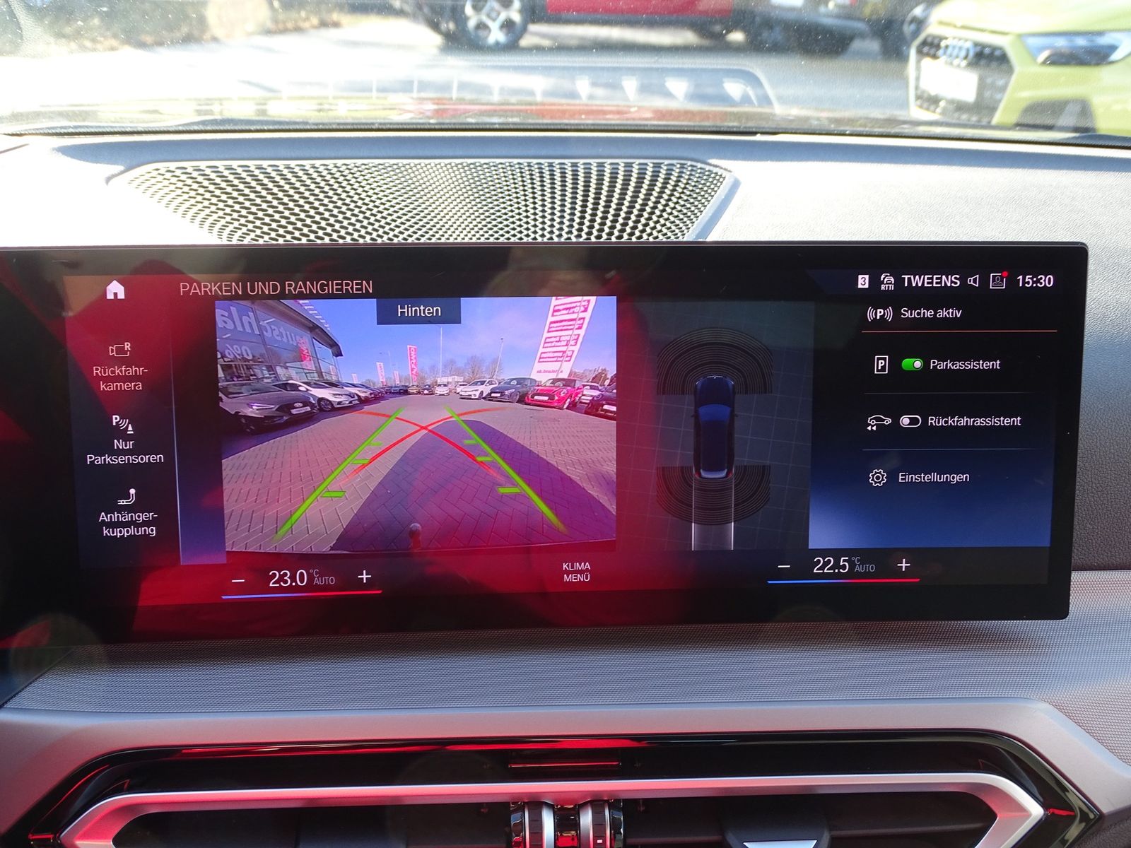 BMW 318d Advantage Aut. LED Navi Head-Up AHK Kamera foto 14