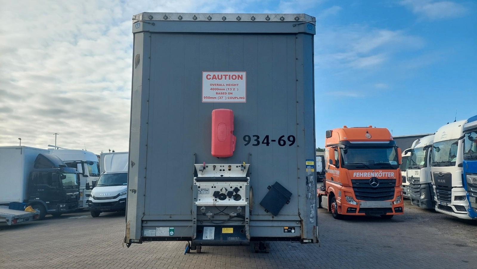 Krone SDP 27 Mega 2018 Plane SAF Achsen