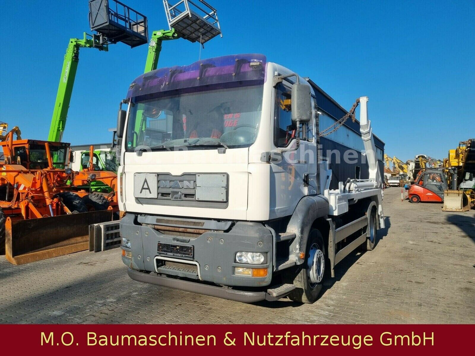 Fahrzeugabbildung MAN TGA 18.400 BL  / 4x2 / AC / Euro 4 /