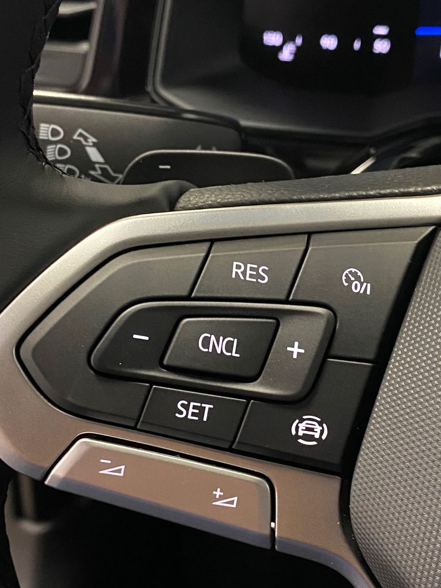 Fahrzeugabbildung Volkswagen Taigo 1.5 TSI DSG Life+MATRIX LED+KAMERA+AppCon+