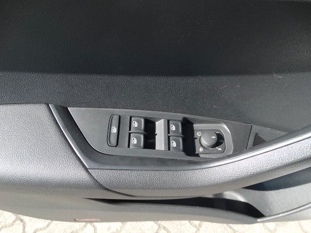 ŠKODA Karoq Karoq Tour 1.5 TSI DSG – Bild 10 von 20