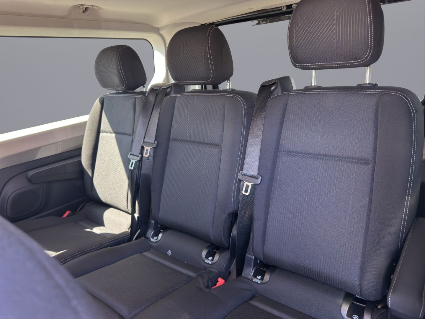 Fahrzeugabbildung Renault Trafic Combi L2H1 SpaceClass 2.0 dCi 170 EDC 8-S
