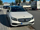 Mercedes-Benz E 220 d T - Massage 360° Kamera Ambiente, Sound 